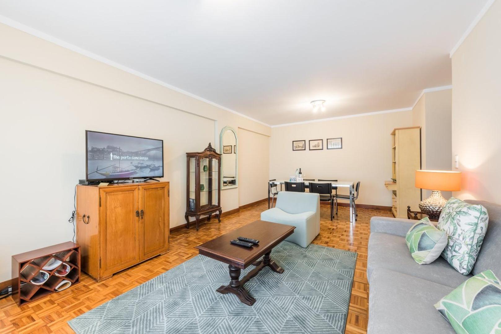 Guestready - Eclectic Haven In The Heart Of Porto Apartment Bagian luar foto